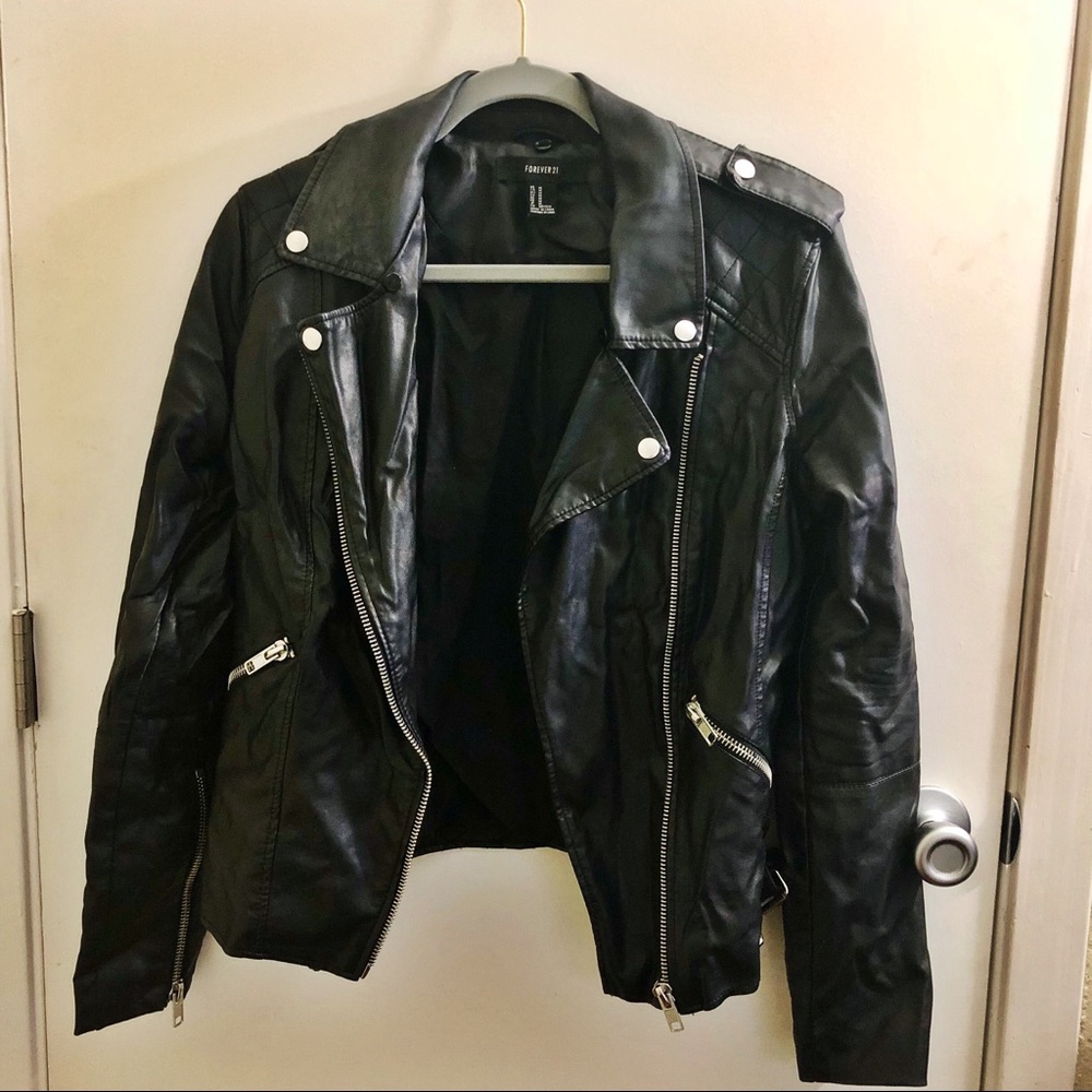Forever 21 || Faux Leather Jacket